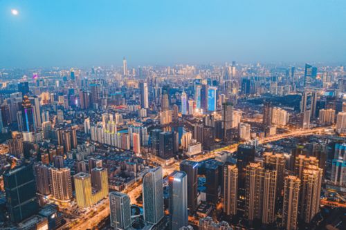 国民爆款 商业地产,中国最南端cbd崛起